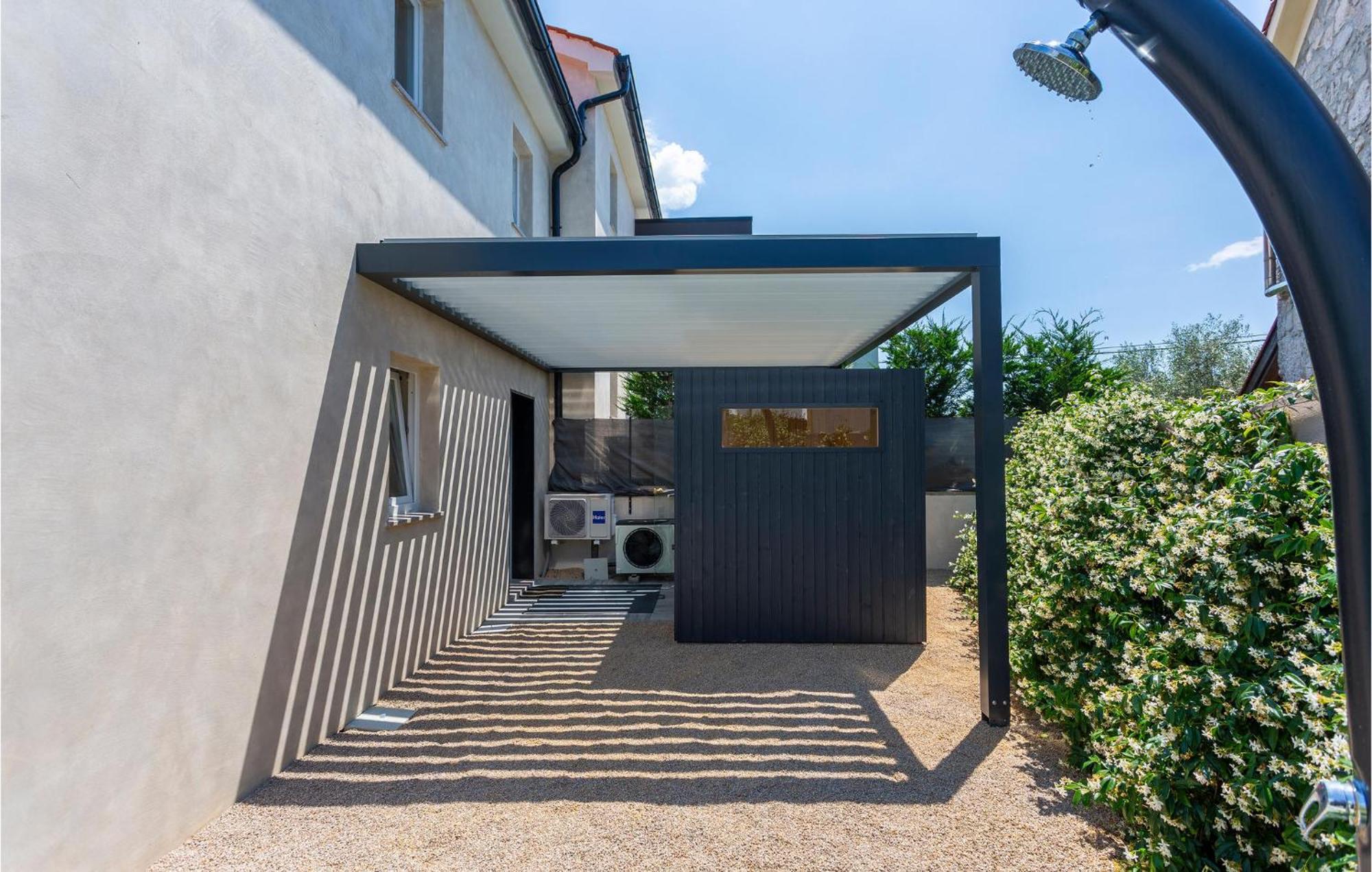 Amazing Home In Sveti Ivan Dobrinjski With Sauna Kültér fotó